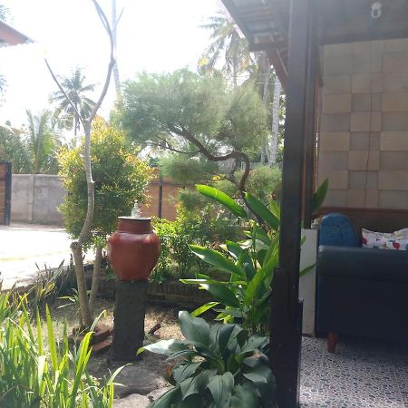 Zifa Kuta Lombok Apartment Екстериор снимка